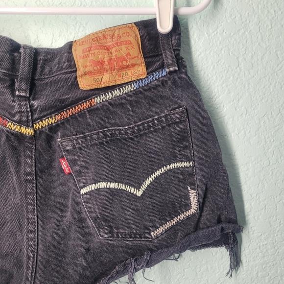 VINTAGE Levi's 501 Button Fly Cut Out Distressed Short Jeans Boyfriend - Picture 3 of 7